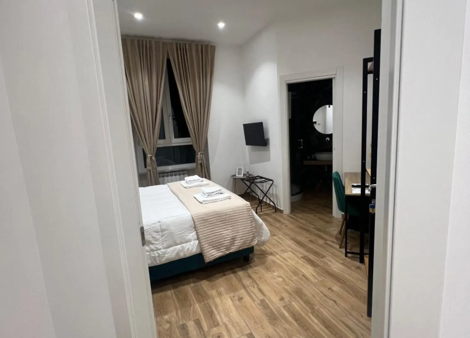 Dimora Diaz B&B Neapel Bed & Breakfast